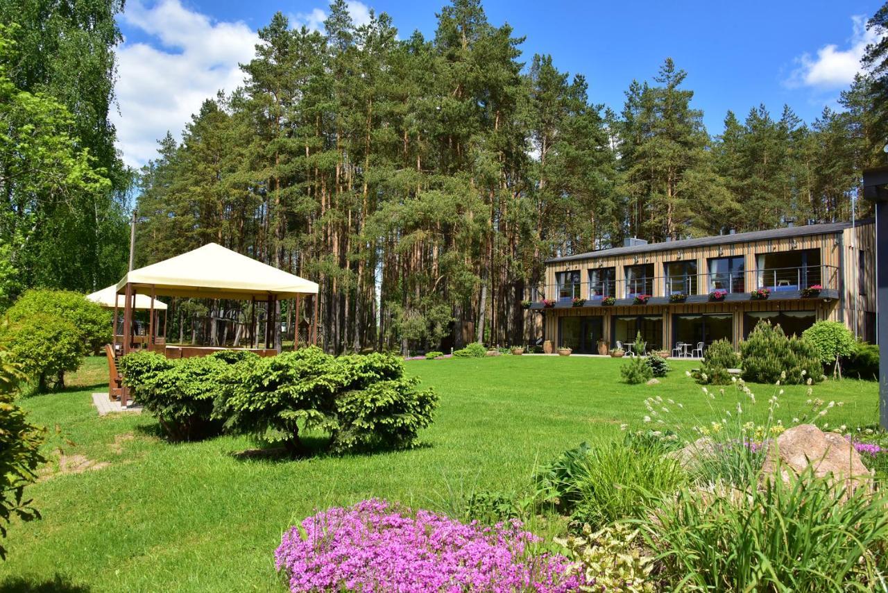 Hotel Pusu Takas à Andrioniskis Extérieur photo